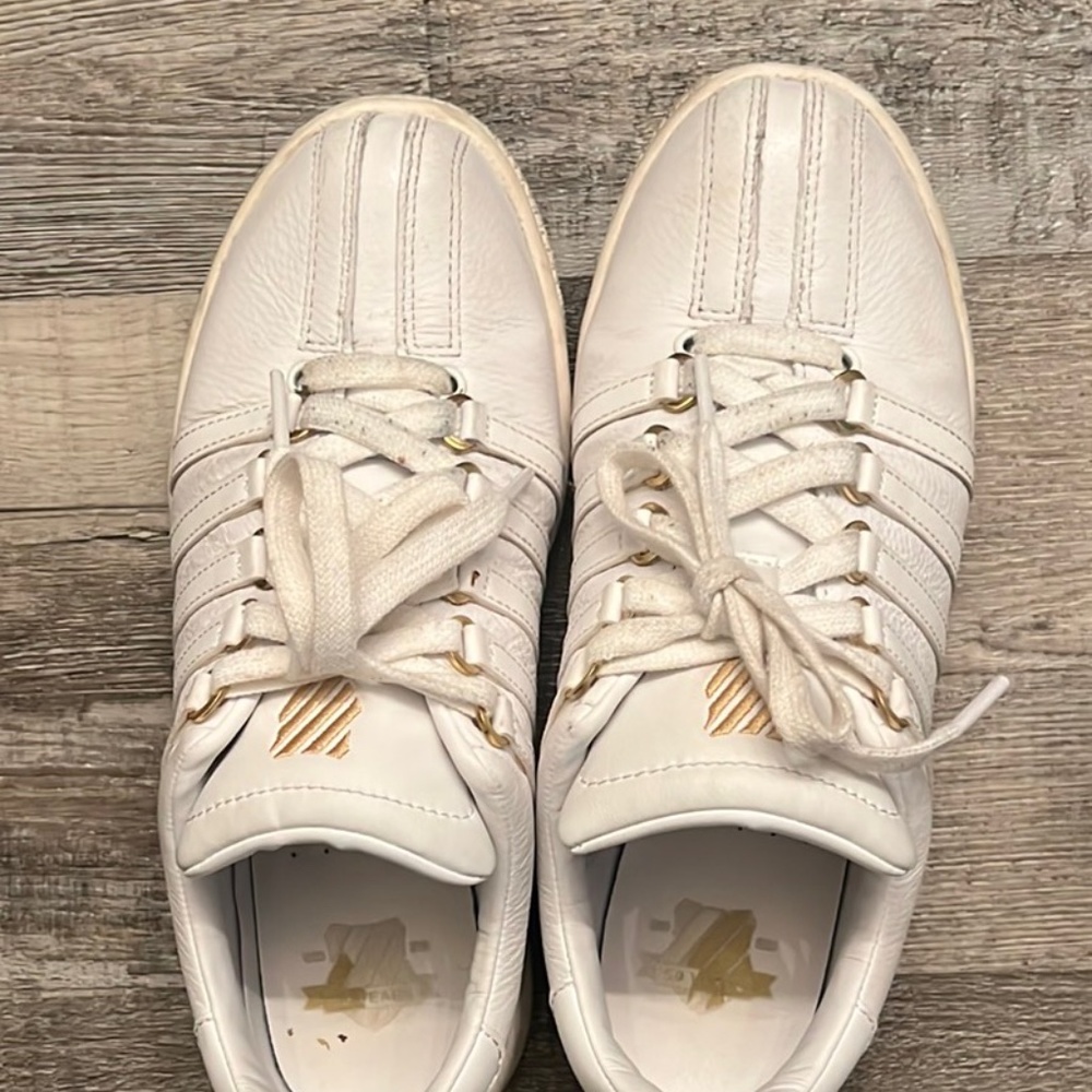 K Swiss Tennis Shoes